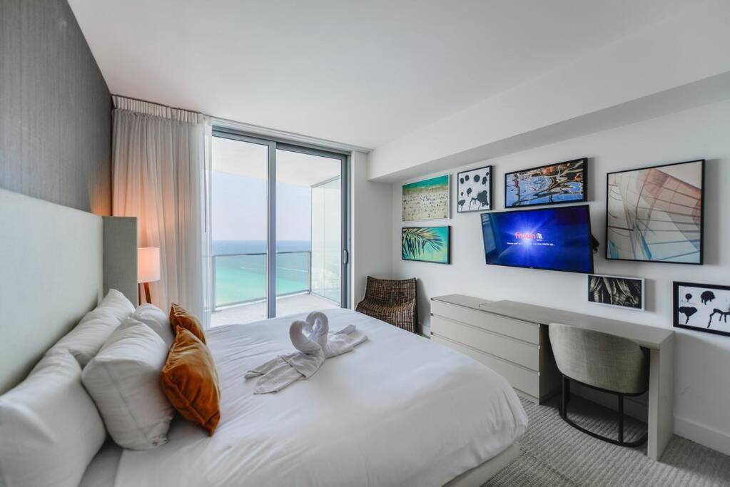 Spectacular Sunset Views Over The Ocean At Hollywood Ngoại thất bức ảnh
